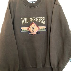 Men’s “wilderness” sweatshirt M